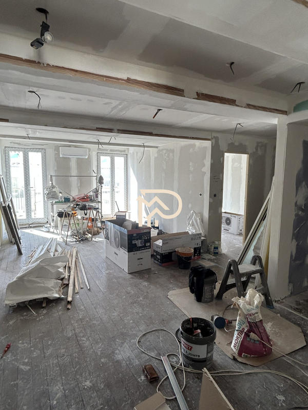 Local d'activités - 95 m²