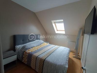 Maison - 104 m² - 4 pièces