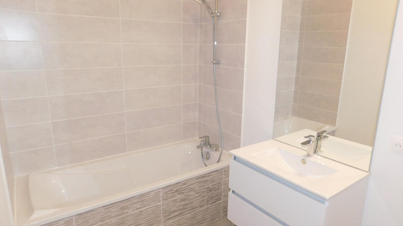 Appartement - 75 m² - 3 pièces