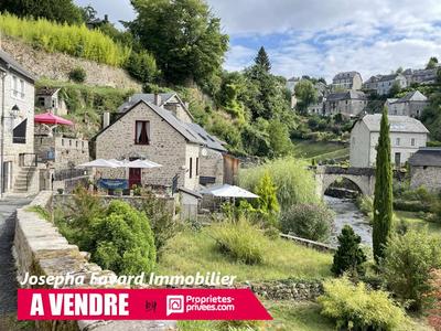 Propriété - 370 m² - 12 pièces