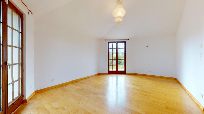 Maison - 172 m² - 6 pièces