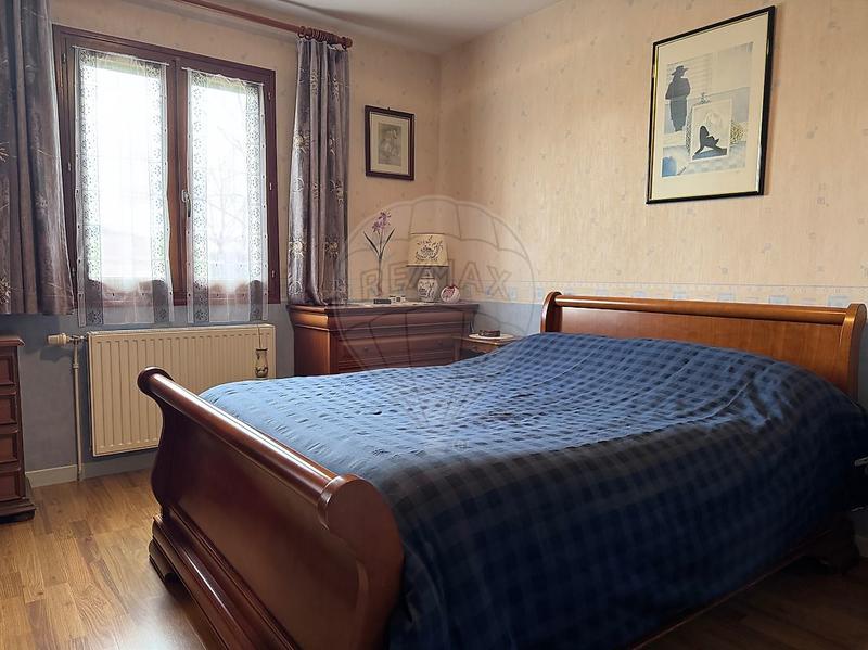 Maison - 183 m² - 8 pièces