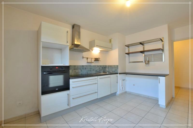 Appartement - 80 m² - 3 pièces