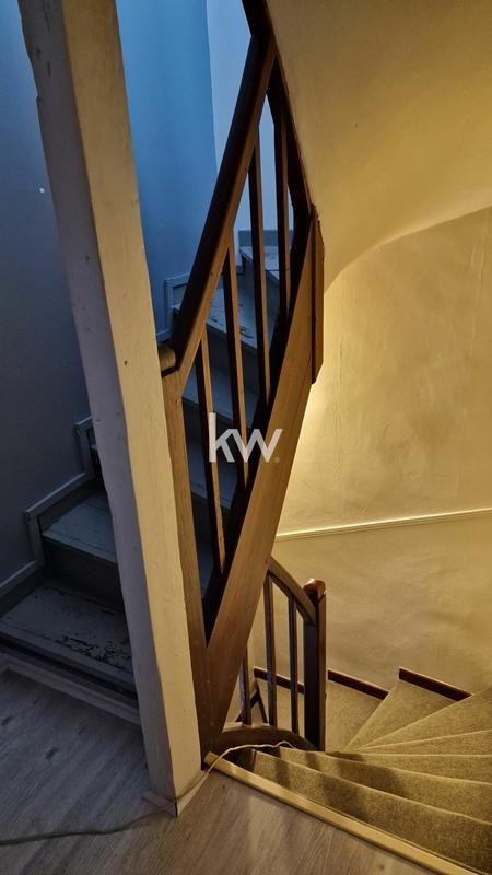 Maison - 96 m² - 6 pièces