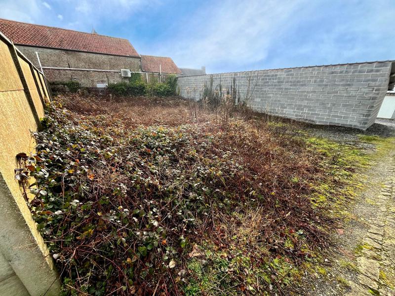 Parking / Garage - 320 m²