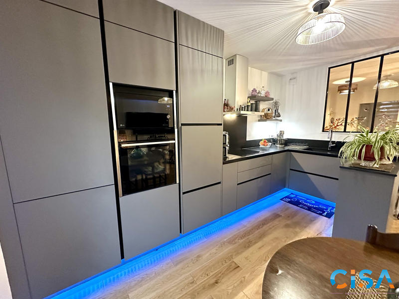 Appartement - 74 m² - 3 pièces