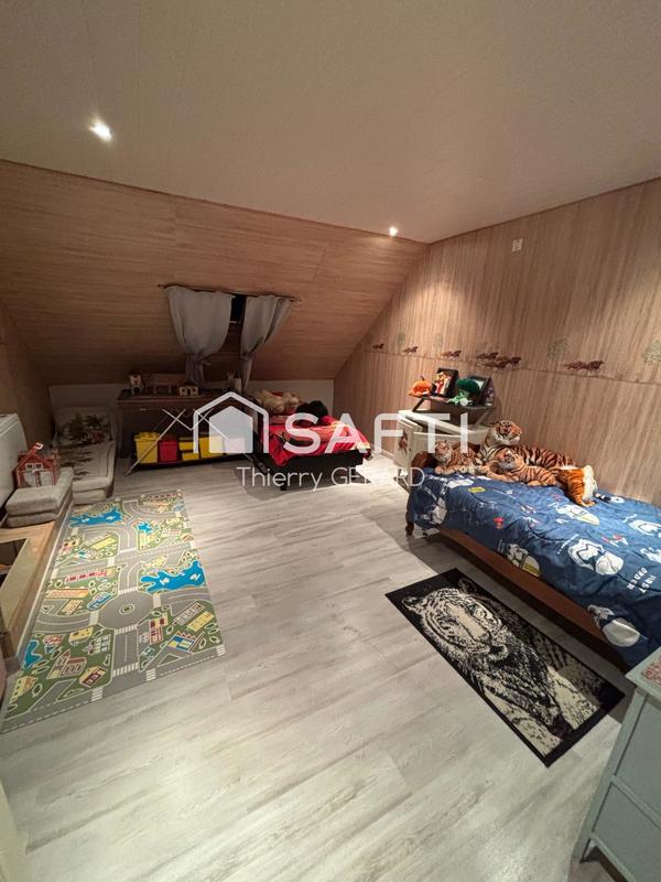 Maison - 138 m² - 4 pièces