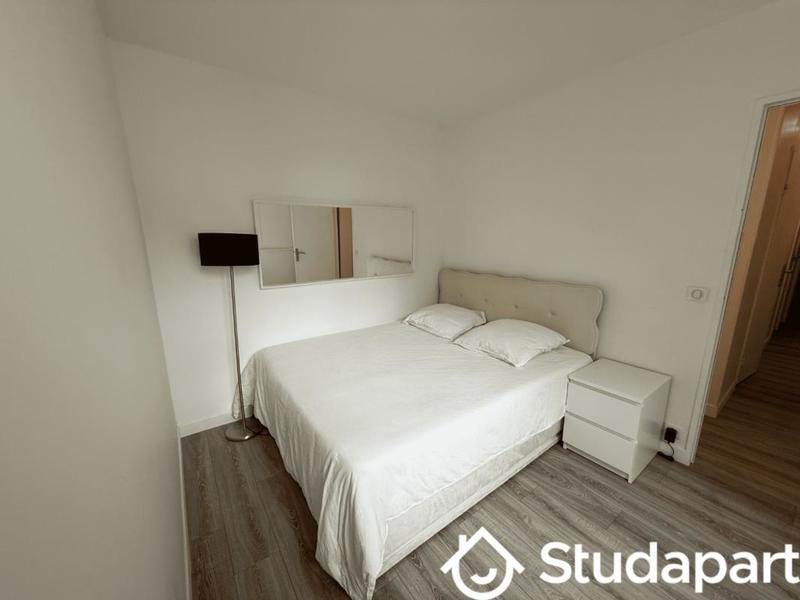 Chambre - 10 m² - 1 pièce