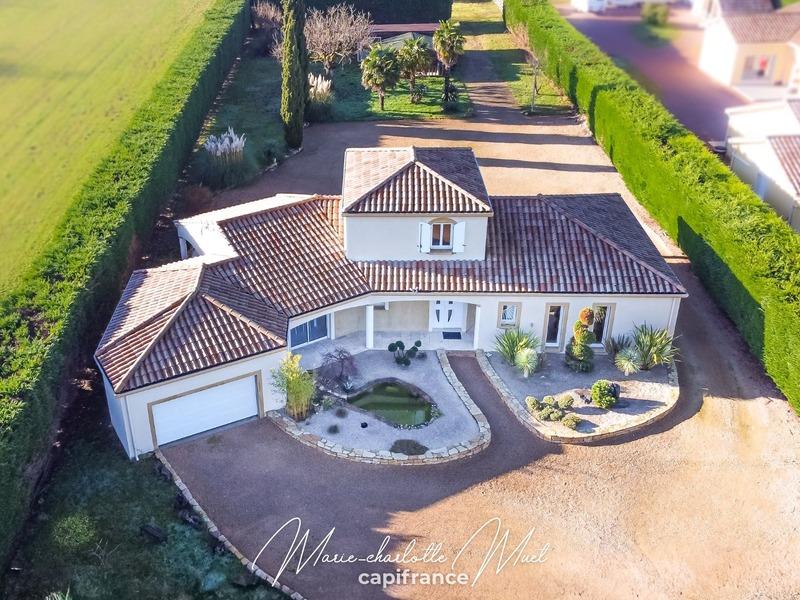 Maison - 135 m² - 4 pièces