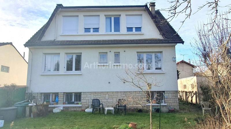 Maison - 138 m² - 8 pièces