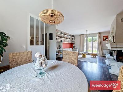 Maison - 96 m² - 5 pièces