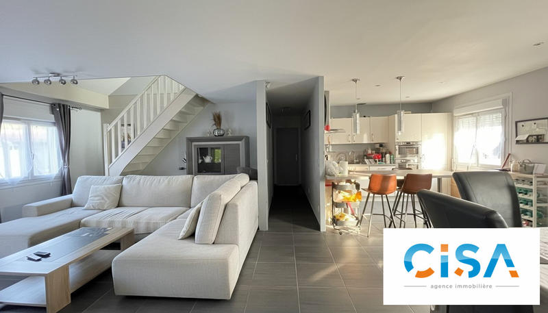 Maison - 128 m² - 7 pièces