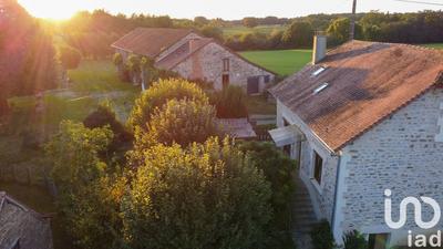 Maison - 140 m² - 5 pièces