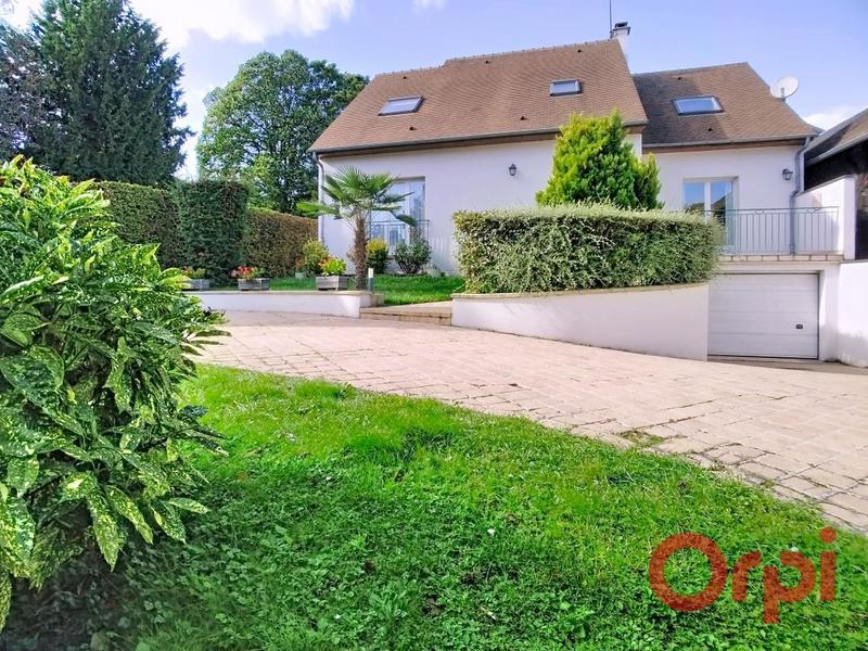 Maison - 140 m² - 4 pièces