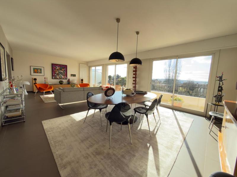 Appartement - 140 m² - 4 pièces