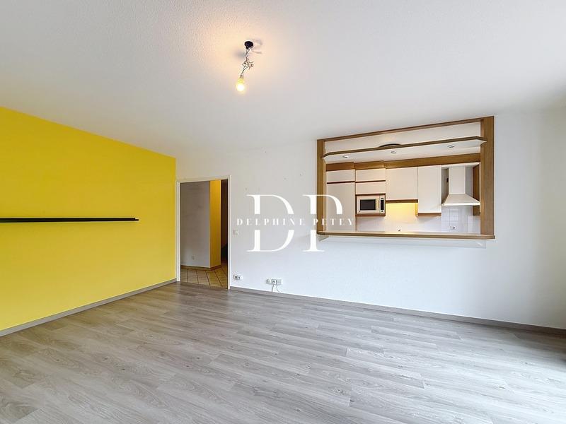 Appartement - 91 m² - 4 pièces