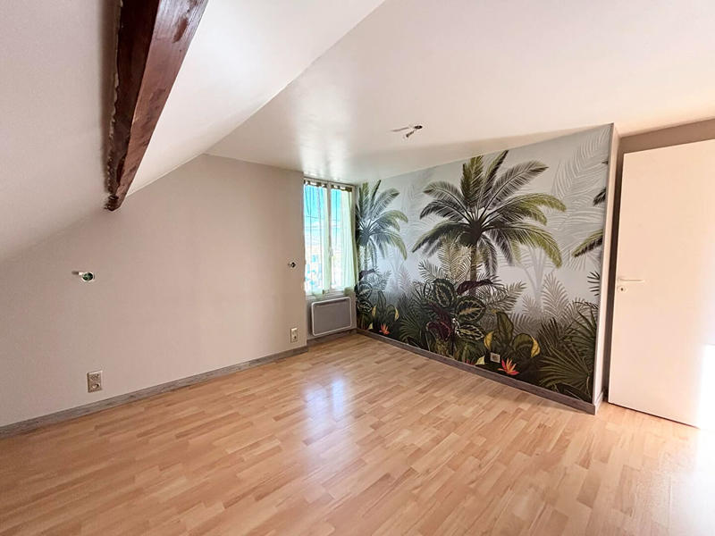 Maison - 97 m² - 5 pièces