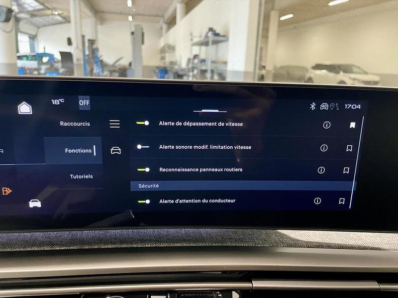 Peugeot 5008 III 1.2 Hybrid 145 Dcs6 Allure