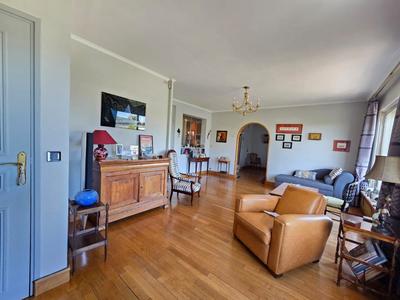 Maison ancienne - 200 m² - 8 pièces