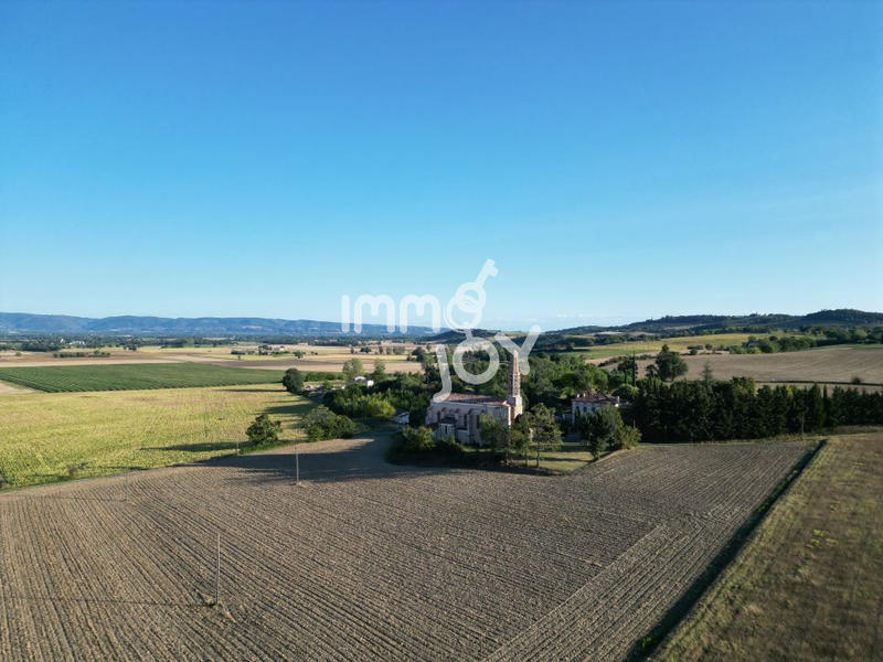 Maison - 210 m² - 5 pièces