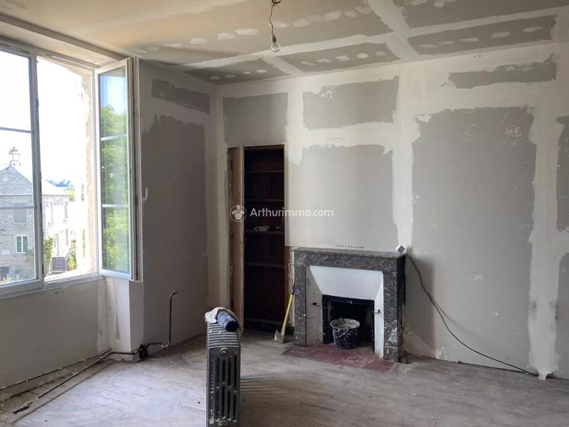 Maison - 227 m² - 7 pièces