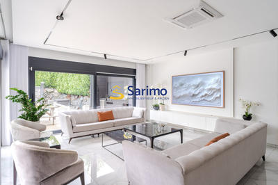 Maison contemporaine - 250 m² - 7 pièces