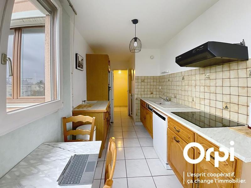 Appartement - 75 m² - 3 pièces