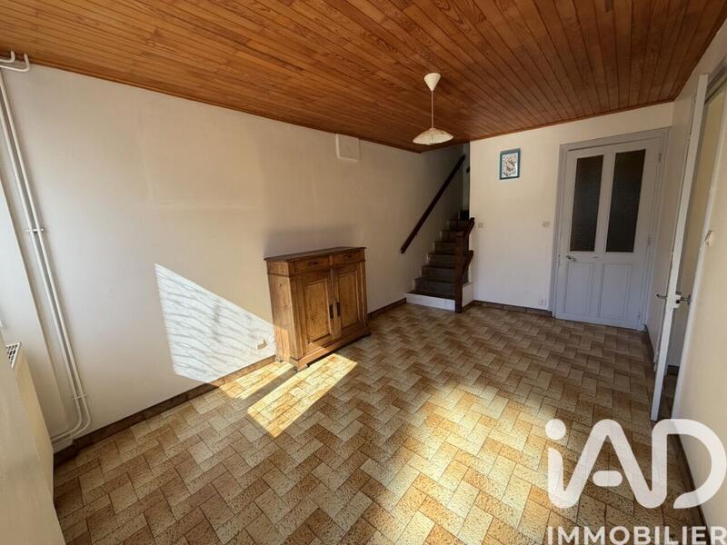 Maison - 202 m² - 8 pièces