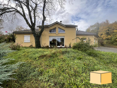 Villa - 147 m² - 5 pièces