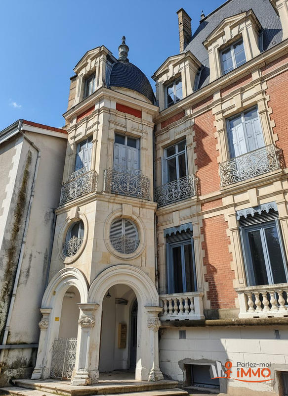 Appartement - 137 m² - 5 pièces