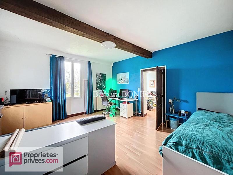 Maison - 200 m² - 8 pièces