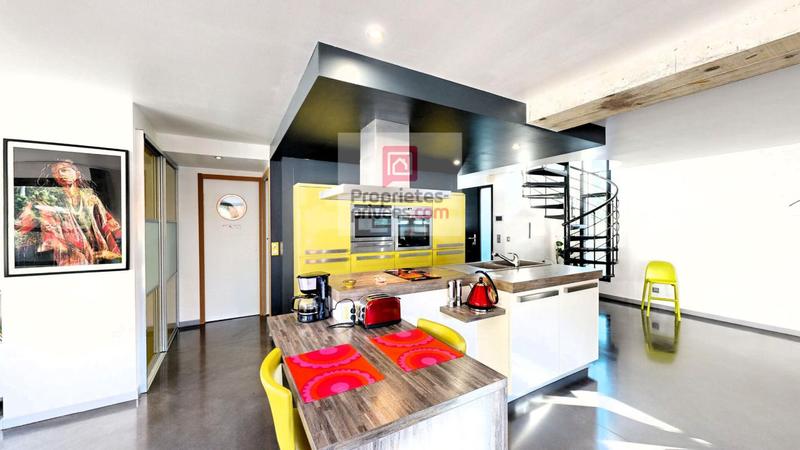 Maison - 138 m² - 4 pièces