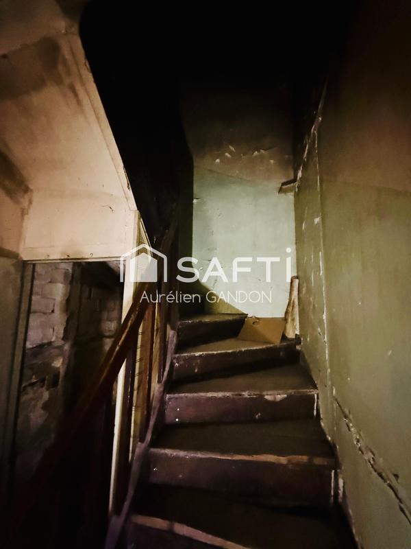 Maison - 150 m² - 5 pièces