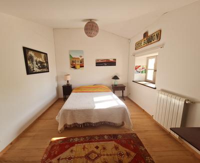 Maison - 230 m² - 6 pièces