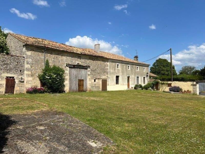 Maison ancienne - 254 m² - 10 pièces