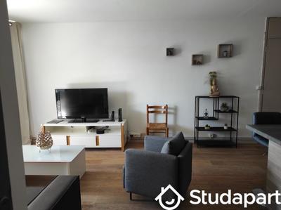 Chambre - 14 m² - 1 pièce