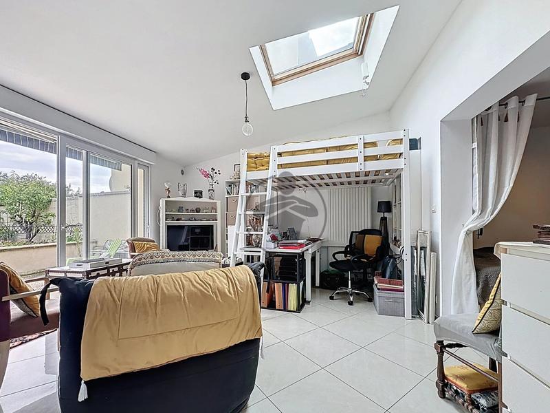 Maison - 137 m² - 5 pièces