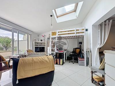 Maison - 137 m² - 5 pièces