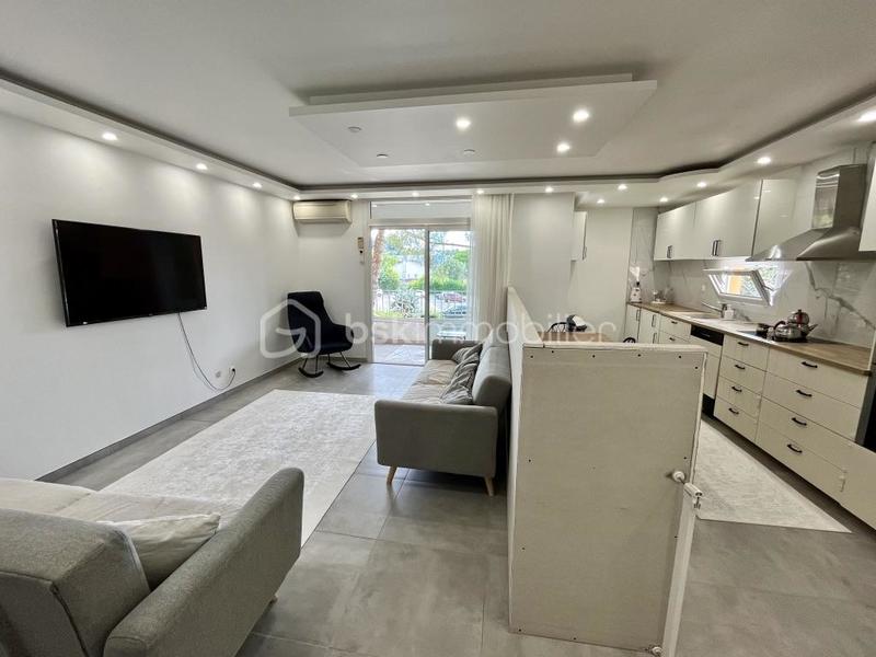 Appartement - 65 m² - 3 pièces