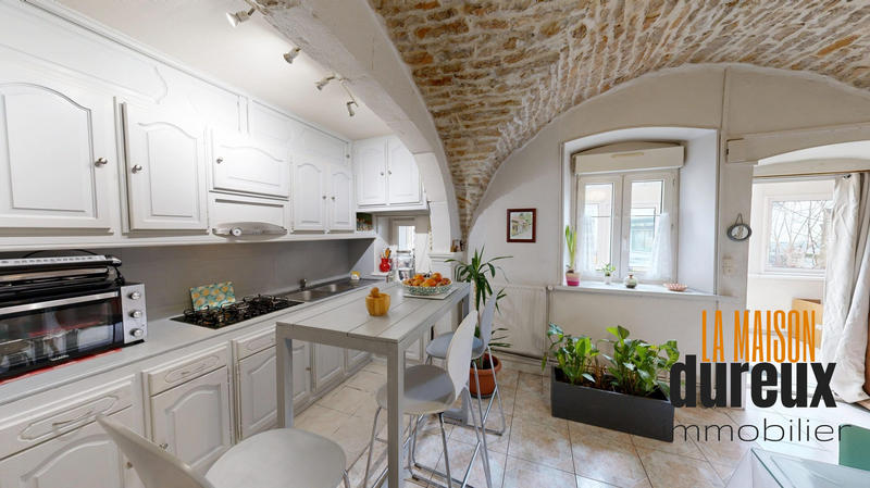 Appartement - 98 m² - 3 pièces