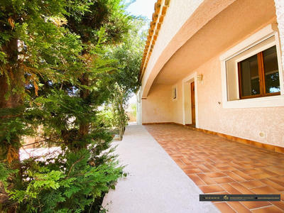 Maison - 148 m² - 4 pièces