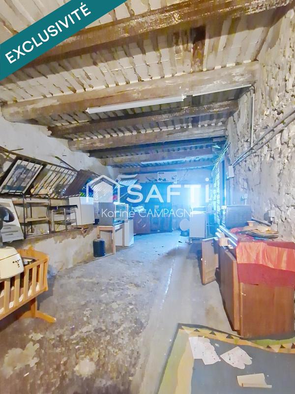 Maison - 320 m² - 10 pièces