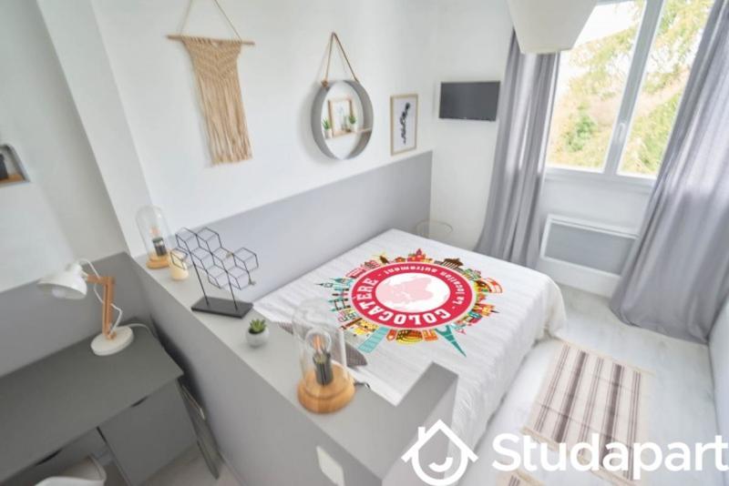 Chambre - 14 m² - 1 pièce