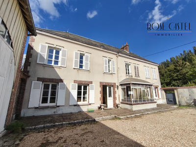 Maison ancienne - 246 m² - 8 pièces