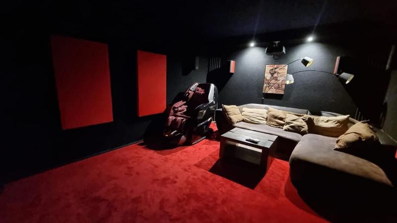 Maison - 239 m² - 4 pièces