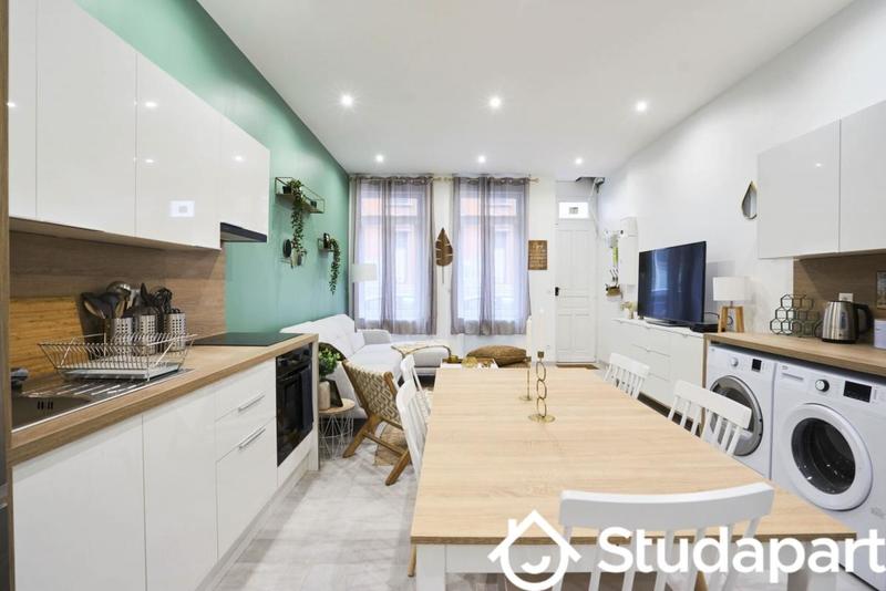 Chambre - 11 m² - 1 pièce