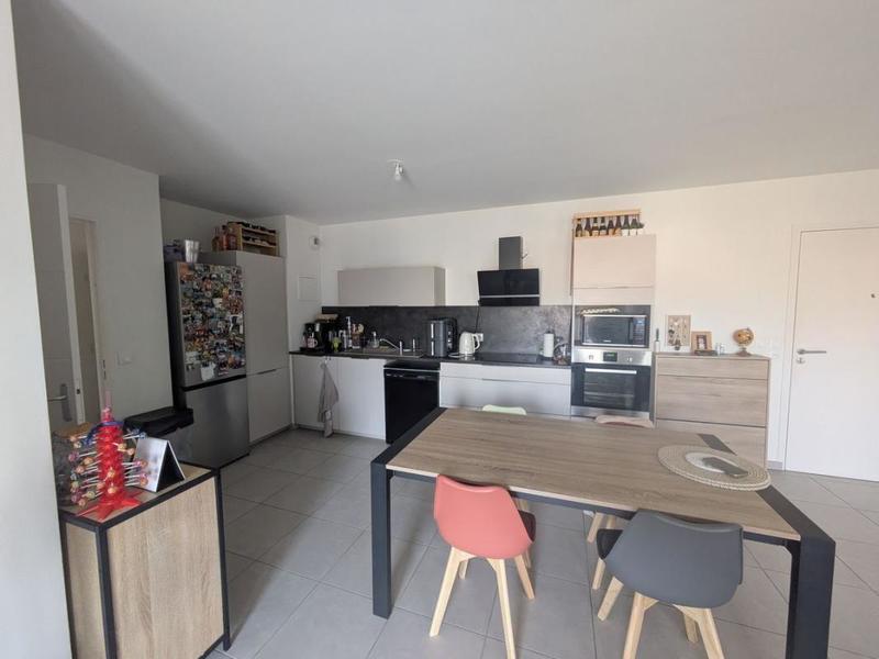 Appartement - 67 m² - 2 pièces