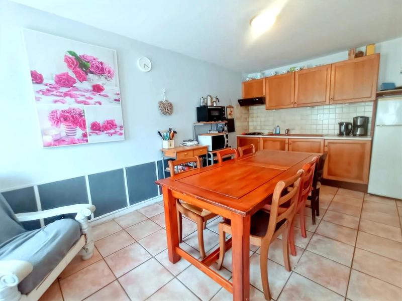 Maison - 223 m² - 9 pièces