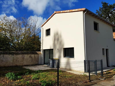 Maison - 85 m² - 3 pièces