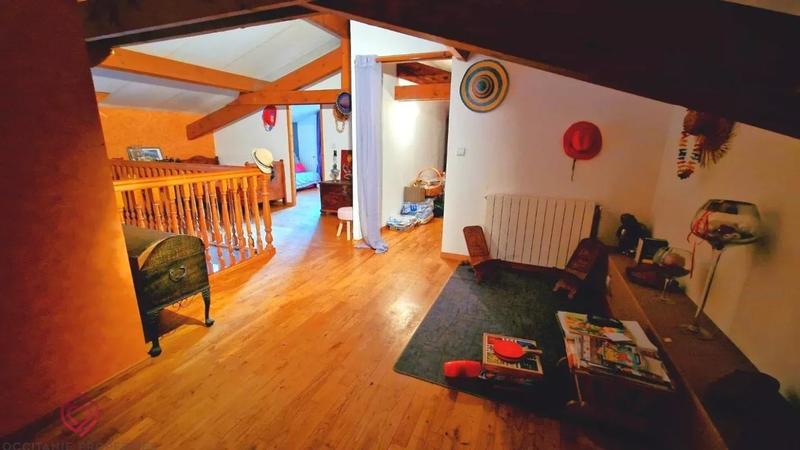 Villa - 186 m² - 6 pièces